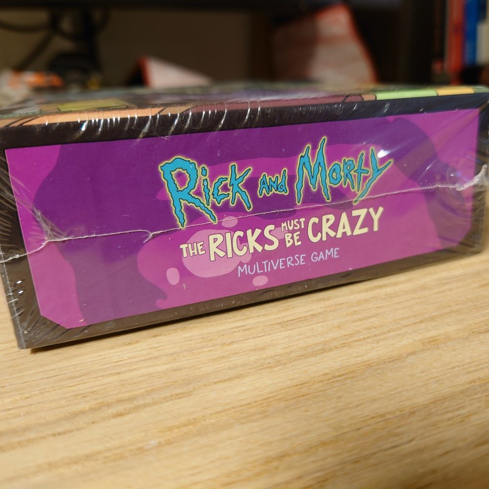 Rick and Morty- The Rick's Must Be Crazy Multiverse Game - Picture 2 of 4